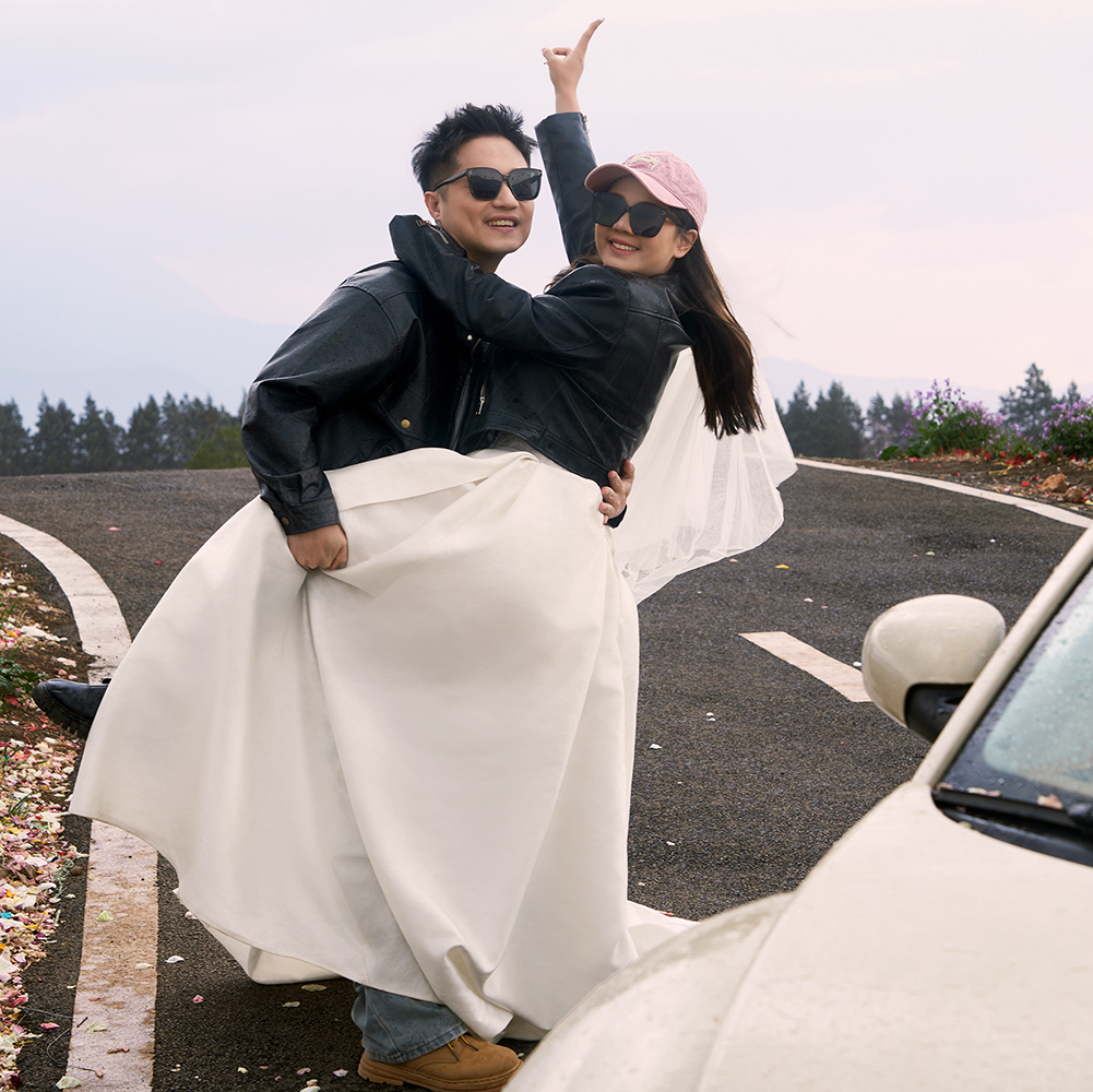 Elyse and Khai Soon